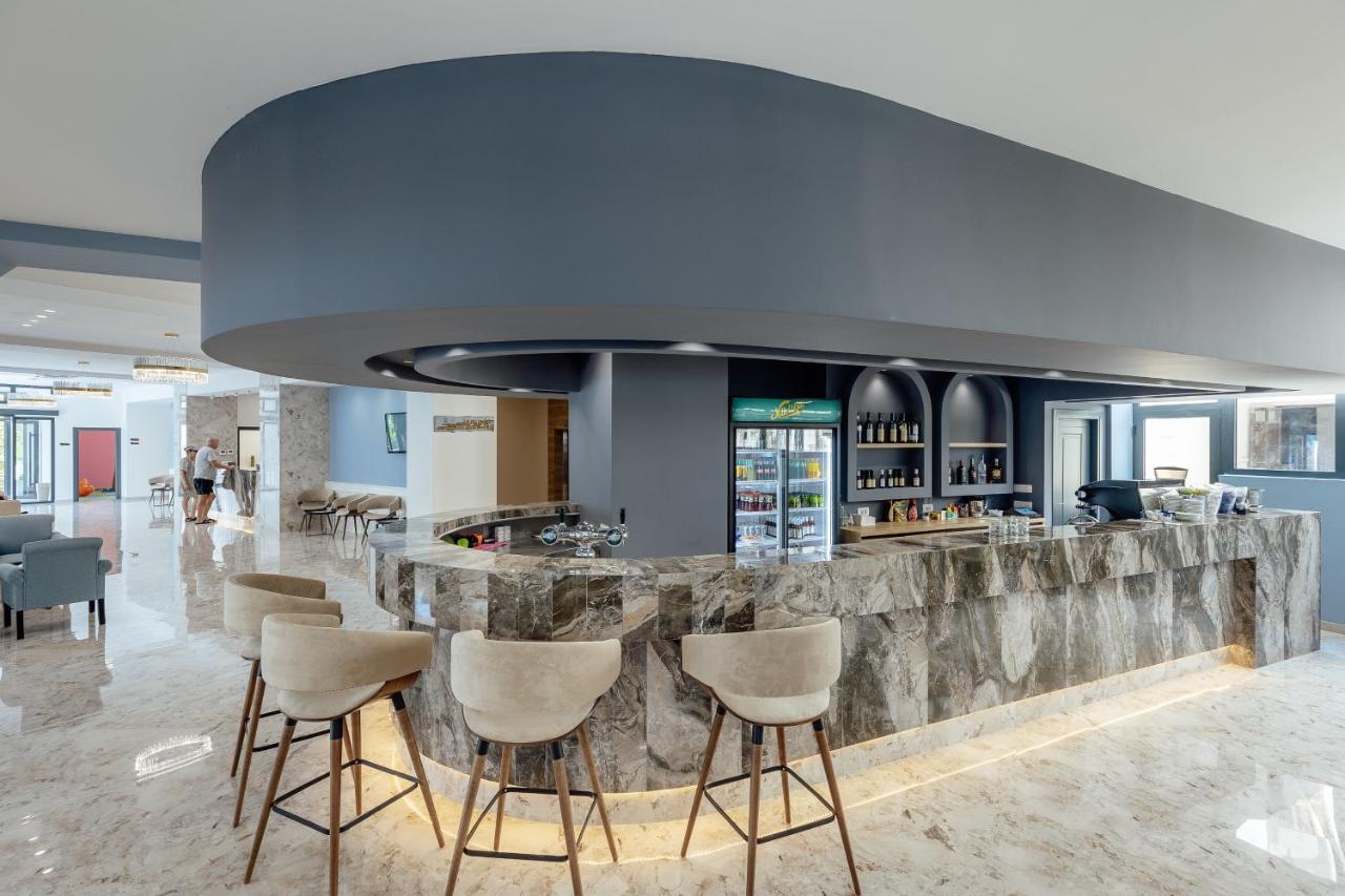 Talia Hotel Topla