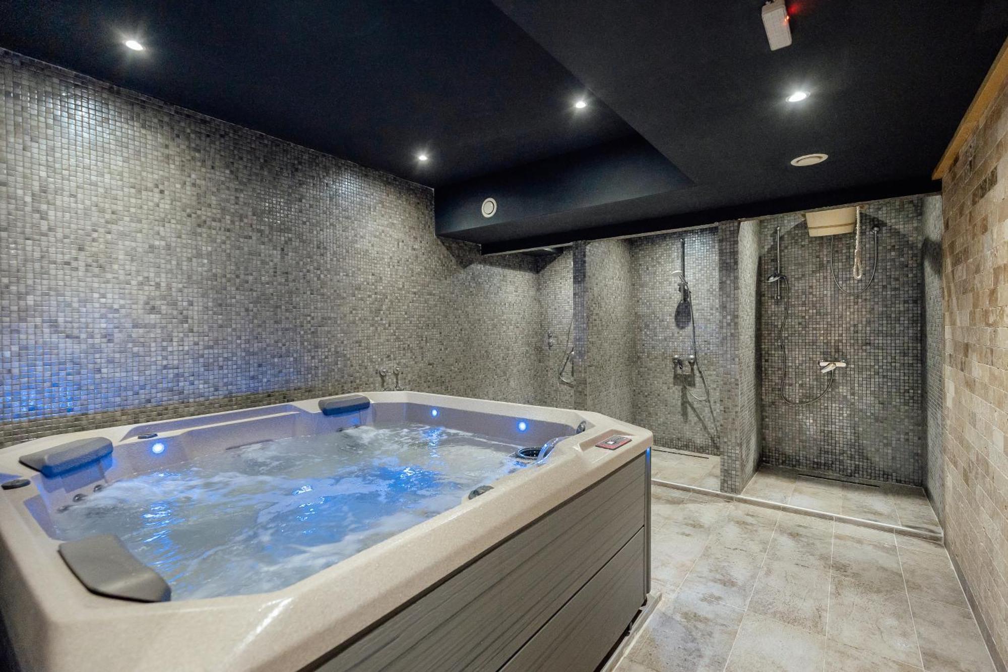 Hotel Talia Topla